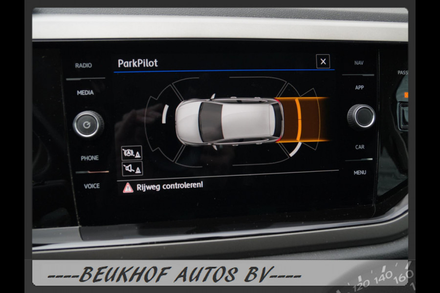 Volkswagen Polo 1.0 TSI Business Automaat Velgen Parkeersensoren