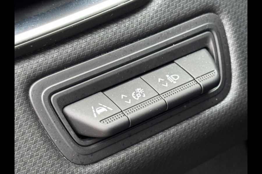 Renault Clio 1.0 TCe Business Zen / Navigatie / Climate control / Parkeersensoren / Cruise Control / 1e Eigenaar / NED-Clio