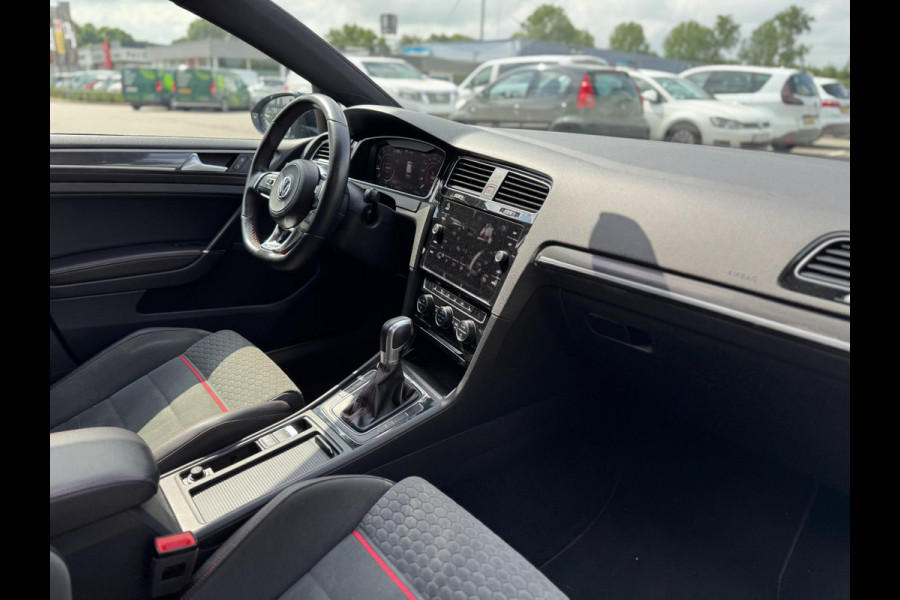 Volkswagen Golf 2.0 TSI GTI Performance Panorama 245 PK Led Virtual