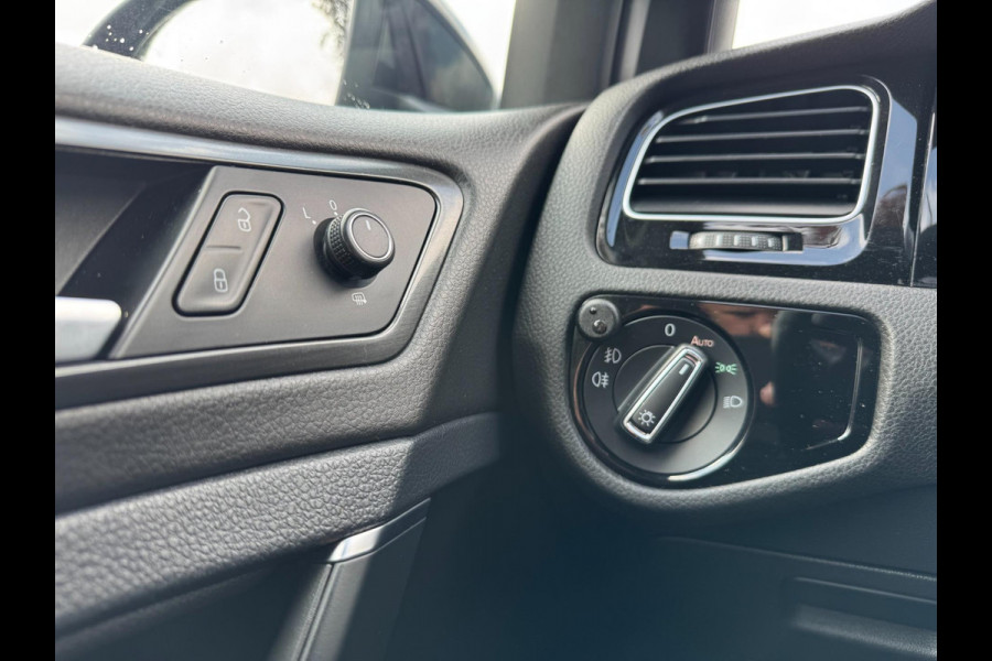 Volkswagen Golf 2.0 TSI GTI Performance Panorama 245 PK Led Virtual