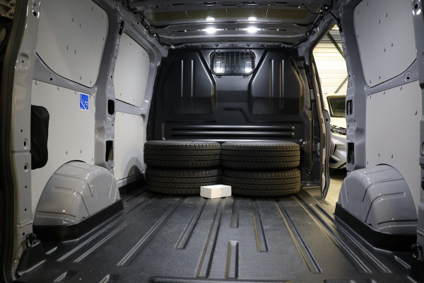 Ford Transit Custom 300 2.0 TDCI Limited 170 PK | Raptor Edition | BPM VRIJ | ACC | Blind Spot | Navigatie | Camera | CarPlay | Lane Assist | Stoelv | Lane Assist | 3-Zitter | Fabrieksgarantie tot 02/2028