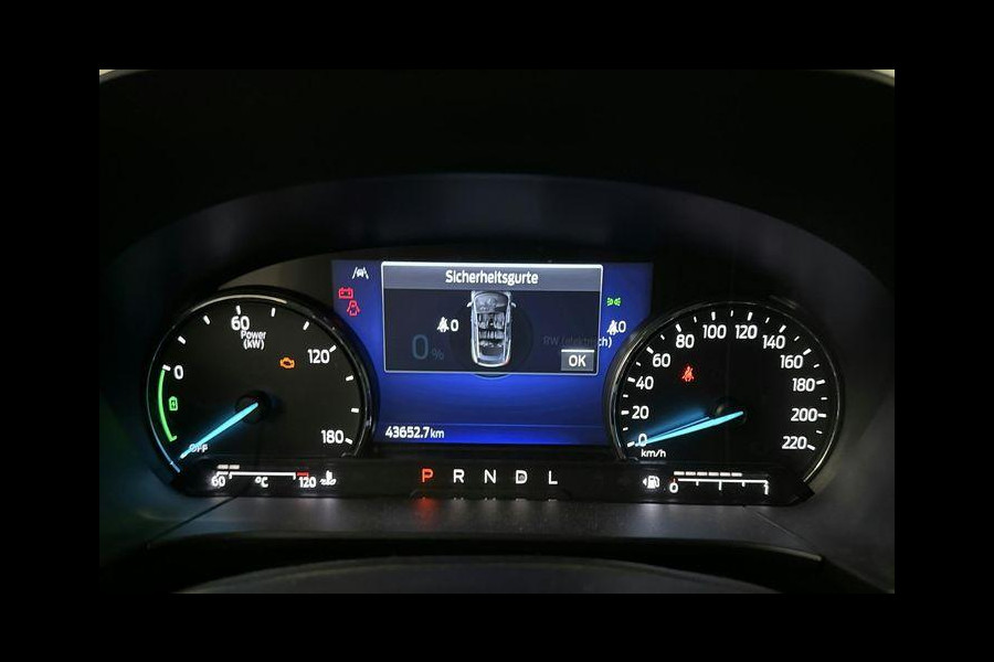 Ford Kuga 2.5 PHEV Titanium 225pk | Winterpack | 18 inch Licht metalen Velgen | Privacy Glass | SYNC 3 Navigatie