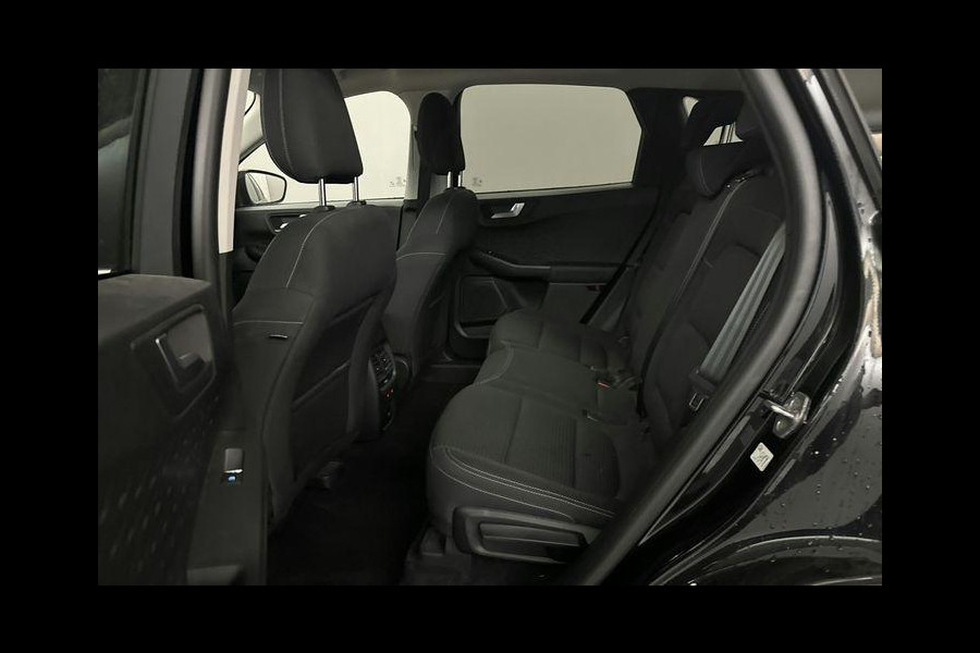 Ford Kuga 2.5 PHEV Titanium 225pk | Winterpack | 18 inch Licht metalen Velgen | Privacy Glass | SYNC 3 Navigatie