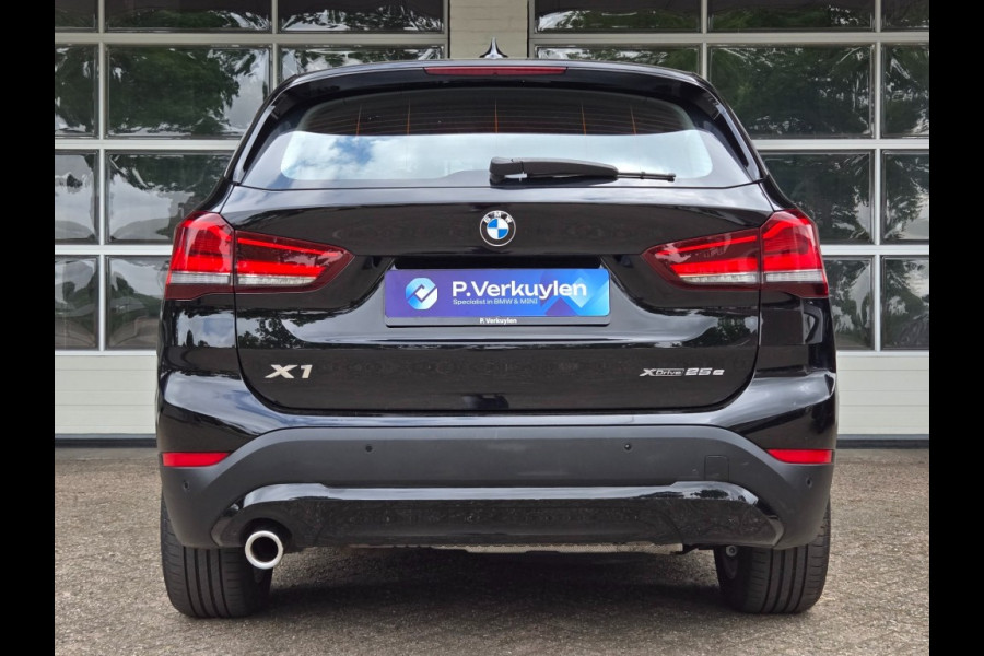 BMW X1 XDRIVE25E EXECUTIVE I NAVIGATIE I CLIMATE CONTROL I STOELVERWARM