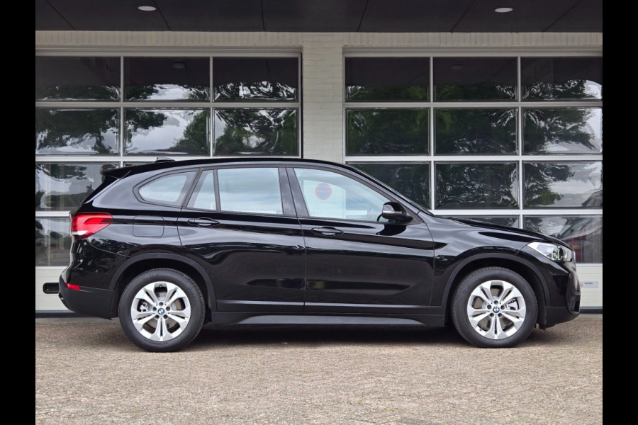 BMW X1 XDRIVE25E EXECUTIVE I NAVIGATIE I CLIMATE CONTROL I STOELVERWARM
