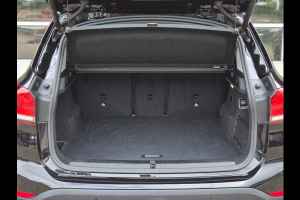 BMW X1 XDRIVE25E EXECUTIVE I NAVIGATIE I CLIMATE CONTROL I STOELVERWARM