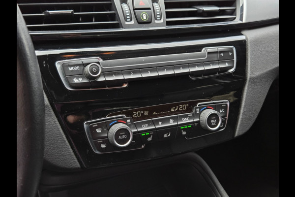 BMW X1 XDRIVE25E EXECUTIVE I NAVIGATIE I CLIMATE CONTROL I STOELVERWARM