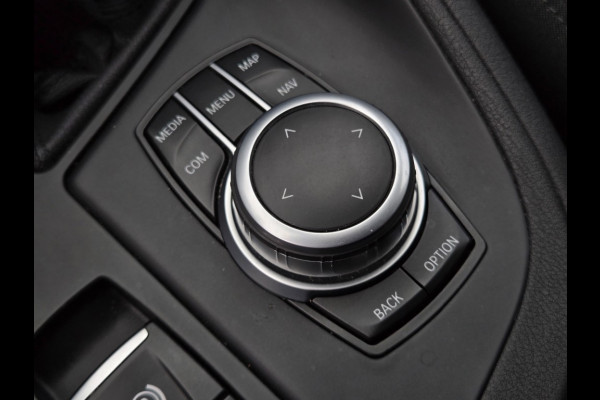 BMW X1 XDRIVE25E EXECUTIVE I NAVIGATIE I CLIMATE CONTROL I STOELVERWARM