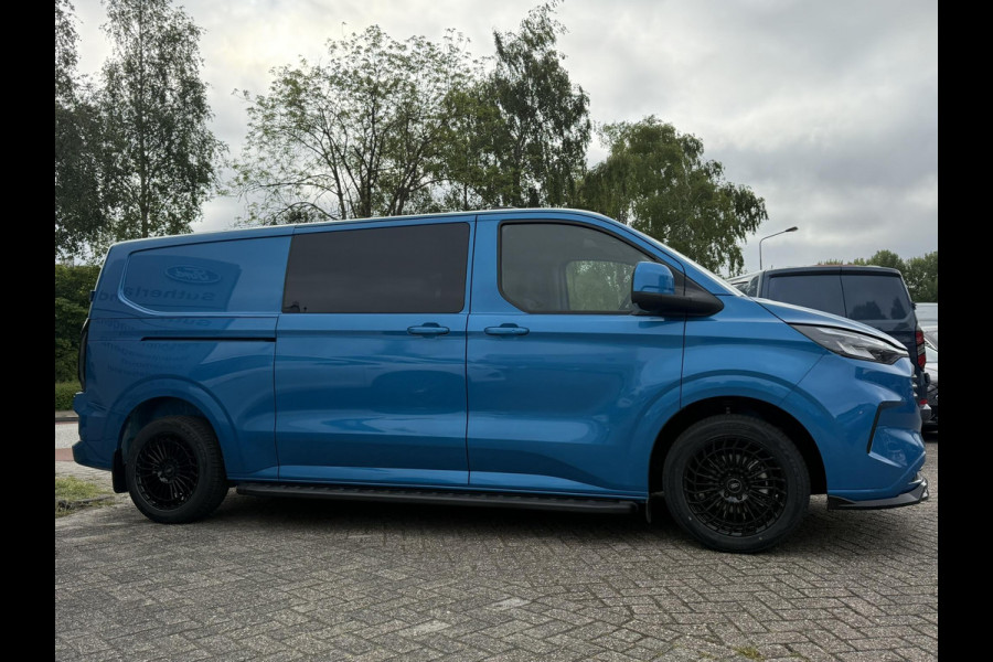 Ford Transit Custom 300 2.0 TDCI L2H1 Limited DC 136pk | SCI | Dubbele Cabine | Digital Aqua Blue | Trekhaak | Dubbele Schuifdeur | Bijrijdersstoel | Sidesteps | Bumperpakket | Zwarte velgen  | Stoelverwarming | Camera