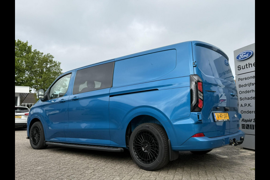 Ford Transit Custom 300 2.0 TDCI L2H1 Limited DC 136pk | SCI | Dubbele Cabine | Digital Aqua Blue | Trekhaak | Dubbele Schuifdeur | Bijrijdersstoel | Sidesteps | Bumperpakket | Zwarte velgen  | Stoelverwarming | Camera