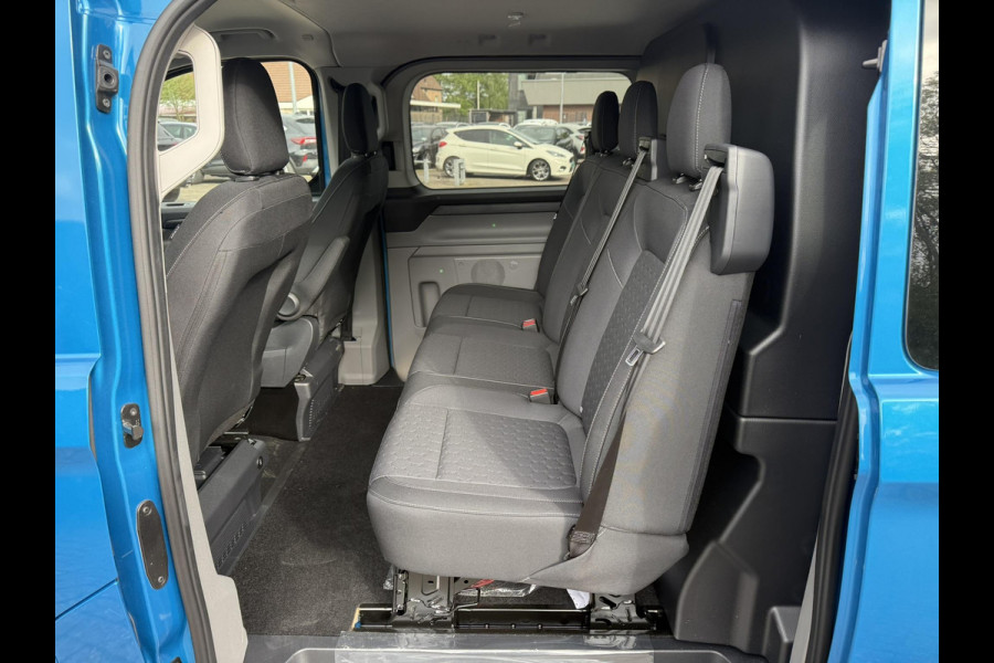 Ford Transit Custom 300 2.0 TDCI L2H1 Limited DC 136pk | SCI | Dubbele Cabine | Digital Aqua Blue | Trekhaak | Dubbele Schuifdeur | Bijrijdersstoel | Sidesteps | Bumperpakket | Zwarte velgen  | Stoelverwarming | Camera