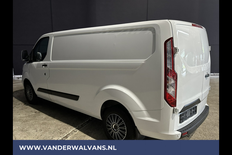 Ford Transit Custom 2.0 TDCI 131pk L2H1 Euro6 Airco | Android Auto | Cruisecontrol | Parkeersensoren Verwarmde voorruit, Stoelverwarming, 2800kg trekvermogen, Bijrijdersbank