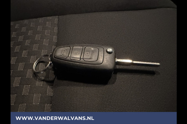 Ford Transit Custom 2.0 TDCI 131pk L2H1 Euro6 Airco | Android Auto | Cruisecontrol | Parkeersensoren Verwarmde voorruit, Stoelverwarming, 2800kg trekvermogen, Bijrijdersbank