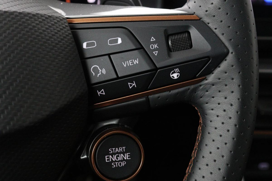 CUPRA Formentor 2.0 TSI VZ | 310pk | Panoramadak | Leder | 360 camera | Stoel & stuurverwarming | Adaptive cruise | Carplay | Keyless | Park Assist