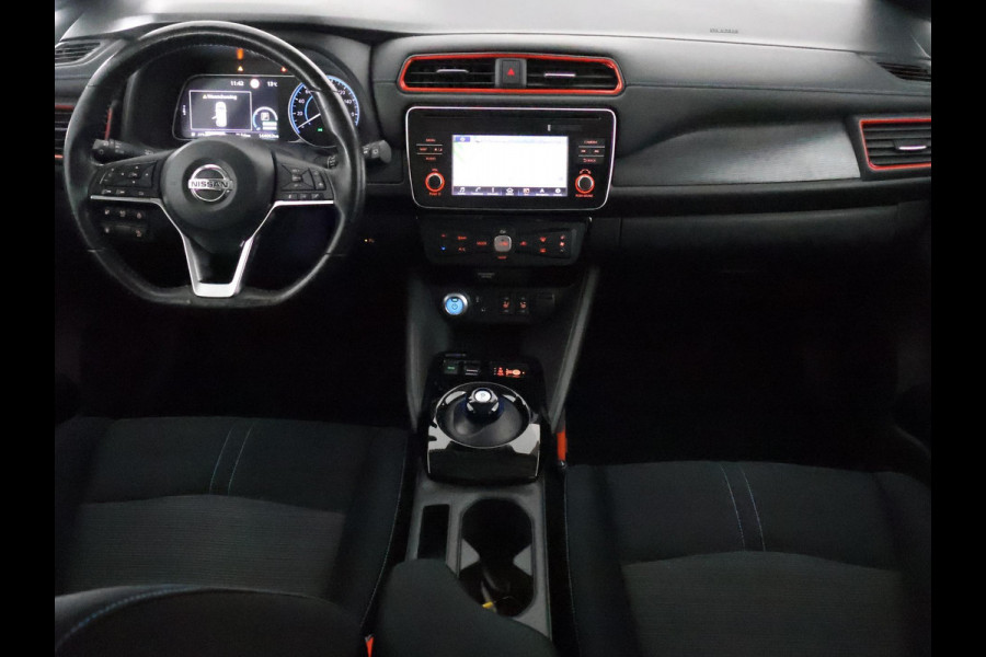 Nissan Leaf NISMO Pack N-Connecta 40 kWh | Accu 88% | Navigatie | Stoelverwarming | Privacy Glass |