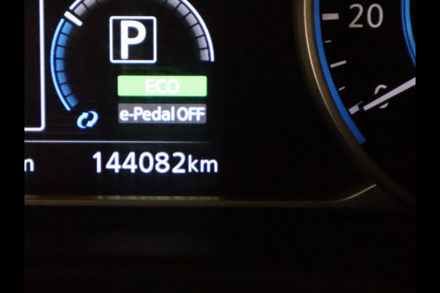 Nissan Leaf NISMO Pack N-Connecta 40 kWh | Accu 88% | Navigatie | Stoelverwarming | Privacy Glass |