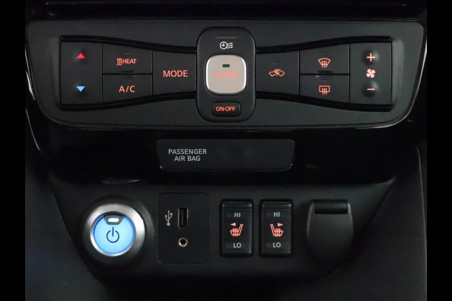 Nissan Leaf NISMO Pack N-Connecta 40 kWh | Accu 88% | Navigatie | Stoelverwarming | Privacy Glass |