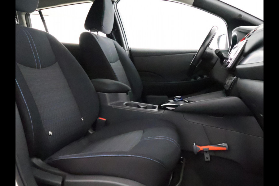Nissan Leaf NISMO Pack N-Connecta 40 kWh | Accu 88% | Navigatie | Stoelverwarming | Privacy Glass |