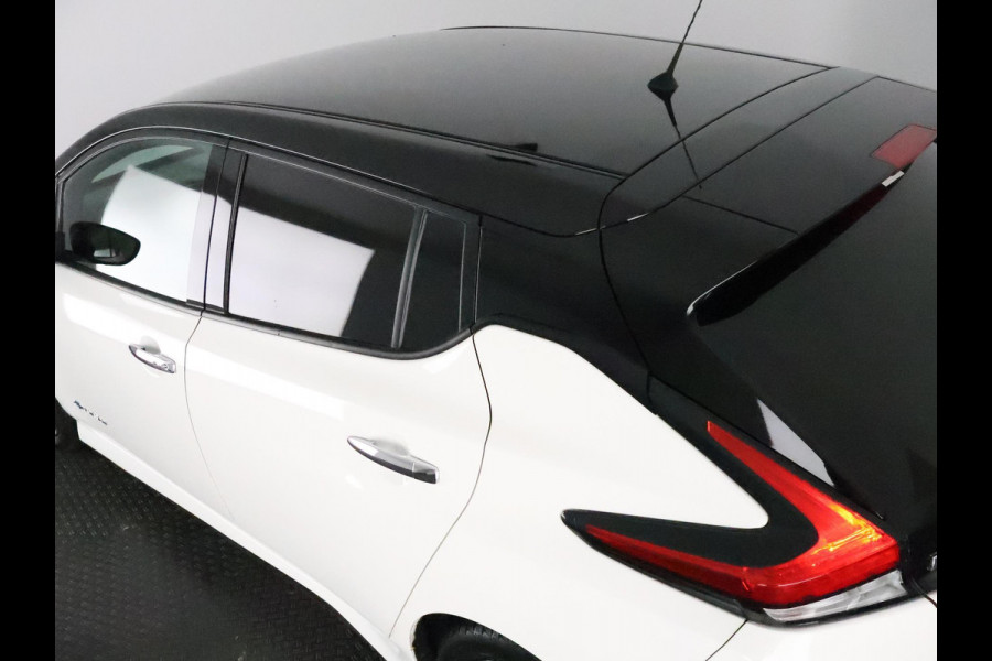 Nissan Leaf NISMO Pack N-Connecta 40 kWh | Accu 88% | Navigatie | Stoelverwarming | Privacy Glass |