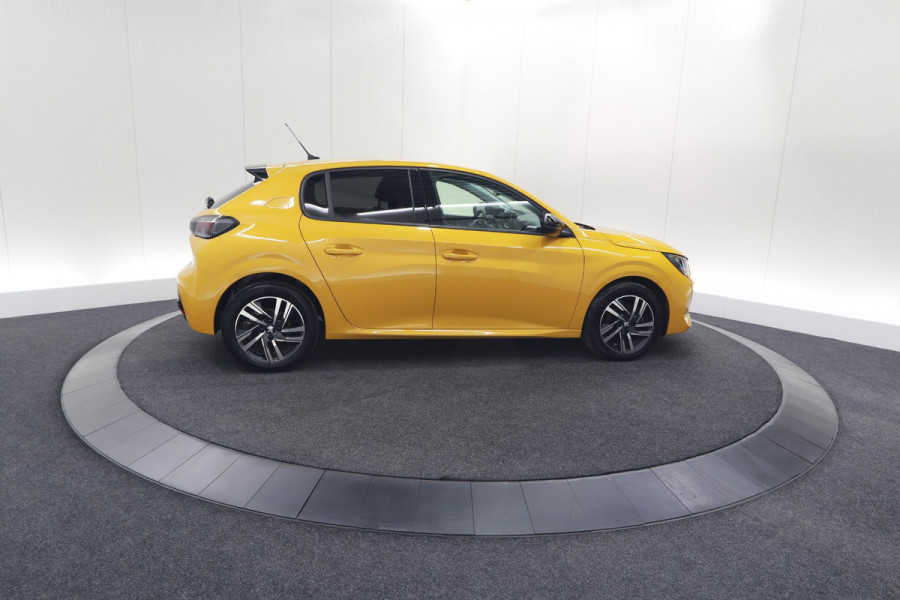 Peugeot 208 PureTech 100 Allure Pack | Adaptieve Cruise Control | Camera | Stoelverwarming | Apple Carplay | Parkeersensoren