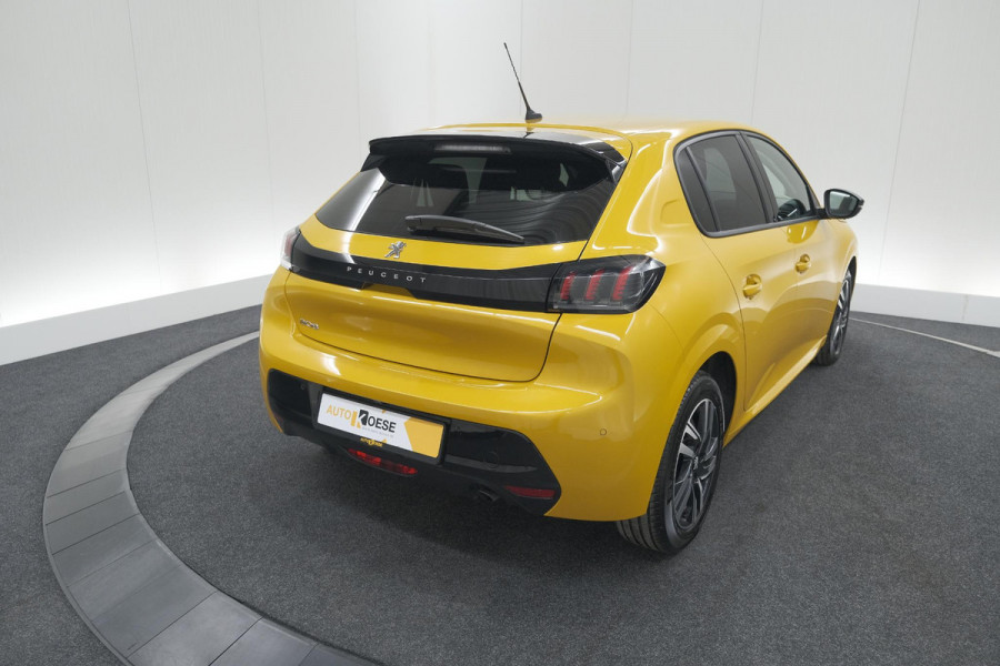 Peugeot 208 PureTech 100 Allure Pack | Adaptieve Cruise Control | Camera | Stoelverwarming | Apple Carplay | Parkeersensoren