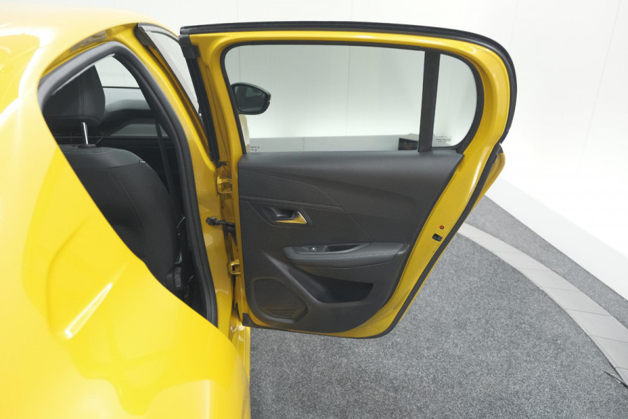 Peugeot 208 PureTech 100 Allure Pack | Adaptieve Cruise Control | Camera | Stoelverwarming | Apple Carplay | Parkeersensoren