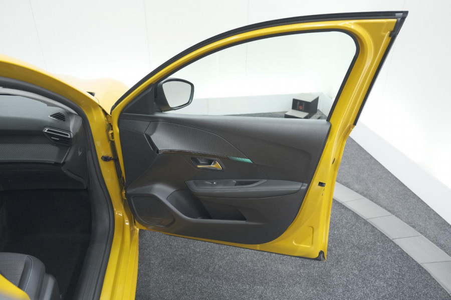 Peugeot 208 PureTech 100 Allure Pack | Adaptieve Cruise Control | Camera | Stoelverwarming | Apple Carplay | Parkeersensoren