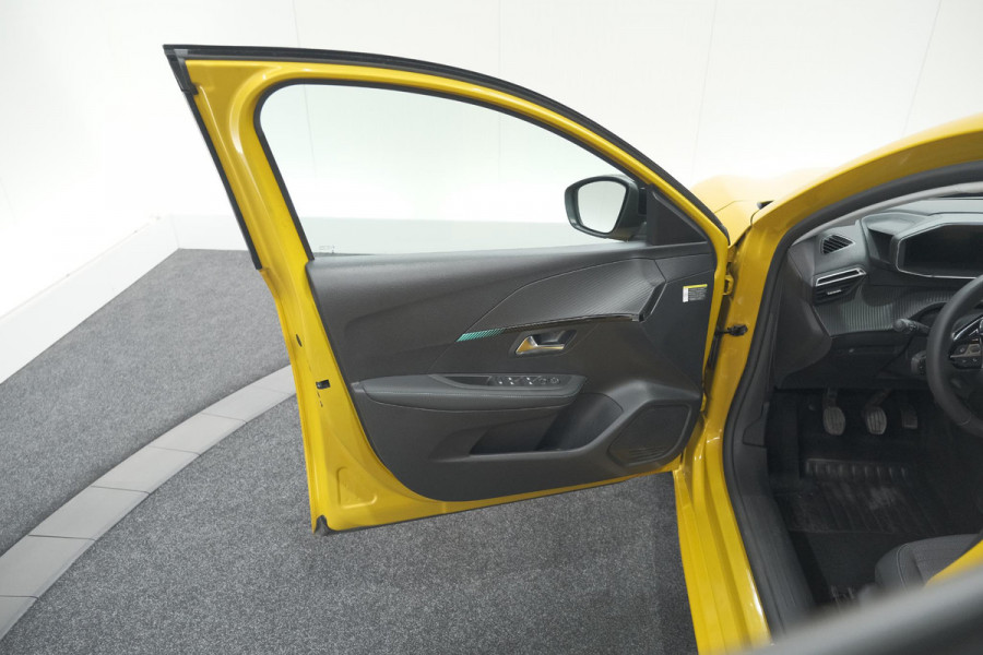 Peugeot 208 PureTech 100 Allure Pack | Adaptieve Cruise Control | Camera | Stoelverwarming | Apple Carplay | Parkeersensoren