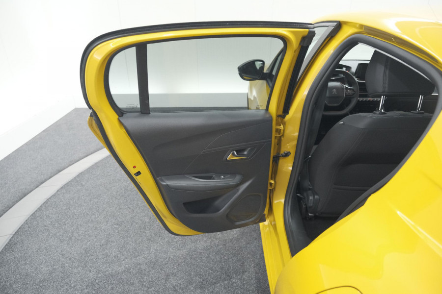 Peugeot 208 PureTech 100 Allure Pack | Adaptieve Cruise Control | Camera | Stoelverwarming | Apple Carplay | Parkeersensoren