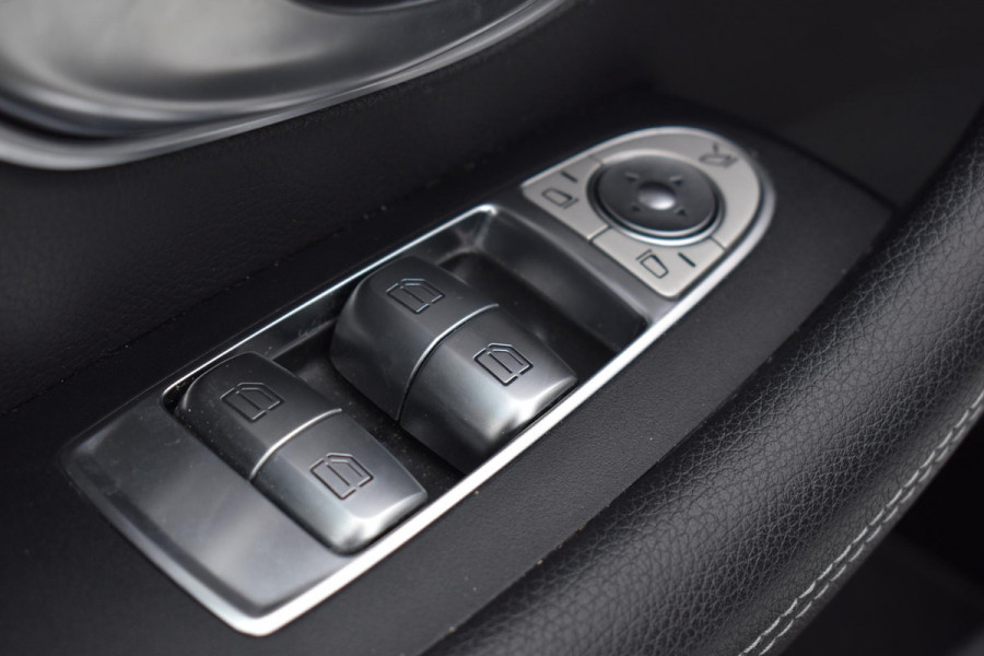 Mercedes-Benz E-Klasse Coupé 200 Edition 1 AMG Pano Sfeer Camera