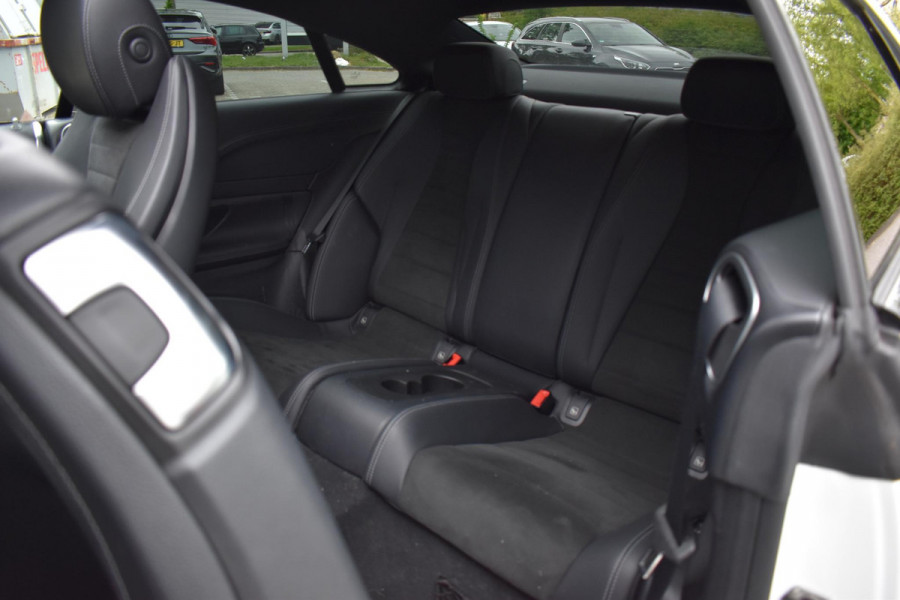 Mercedes-Benz E-Klasse Coupé 200 Edition 1 AMG Pano Sfeer Camera