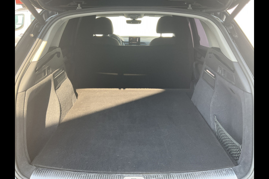 Audi Q5 2.0TDI 191pk Aut Grijs-Kenteken Trekhaak Automaat Nav/Cruise Stoelverw!