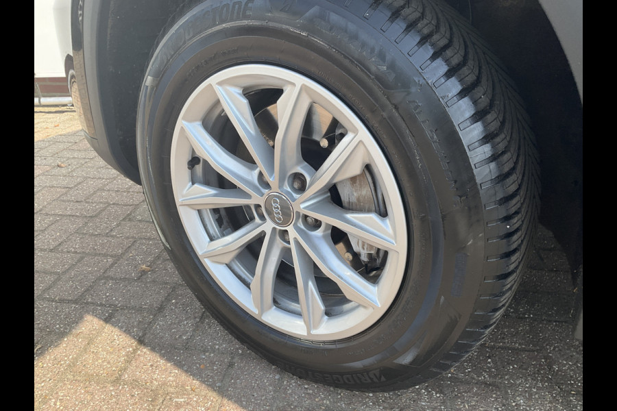 Audi Q5 2.0TDI 191pk Aut Grijs-Kenteken Trekhaak Automaat Nav/Cruise Stoelverw!
