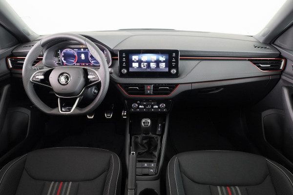 Škoda Kamiq Monte Carlo 1.0 TSI 115 pk 6 versn. Hand | Led Matrix | Winter pakket | Panoramadak | Achteruitrijcamera