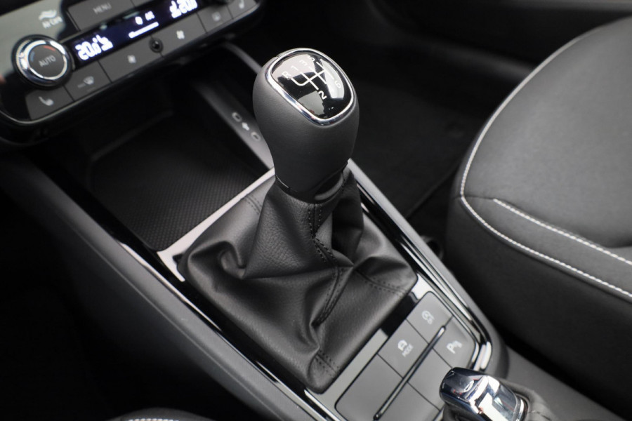 Škoda Kamiq Monte Carlo 1.0 TSI 115 pk 6 versn. Hand | Led Matrix | Winter pakket | Panoramadak | Achteruitrijcamera