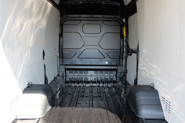 Ford Transit 350 2.0 TDCI L4H3 Trend 165pk - 3500kg trekgewicht - Dubbellucht - 360 Camera - ACC - Trekhaak - Navigatie - Carplay - Rijklaar