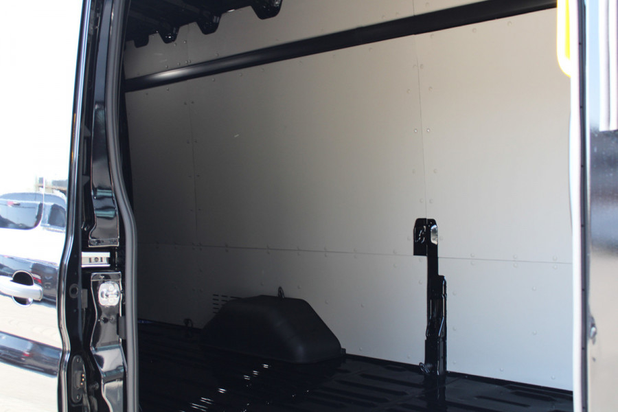 Ford Transit 350 2.0 TDCI L4H3 Trend 165pk - 3500kg trekgewicht - Dubbellucht - 360 Camera - ACC - Trekhaak - Navigatie - Carplay - Rijklaar