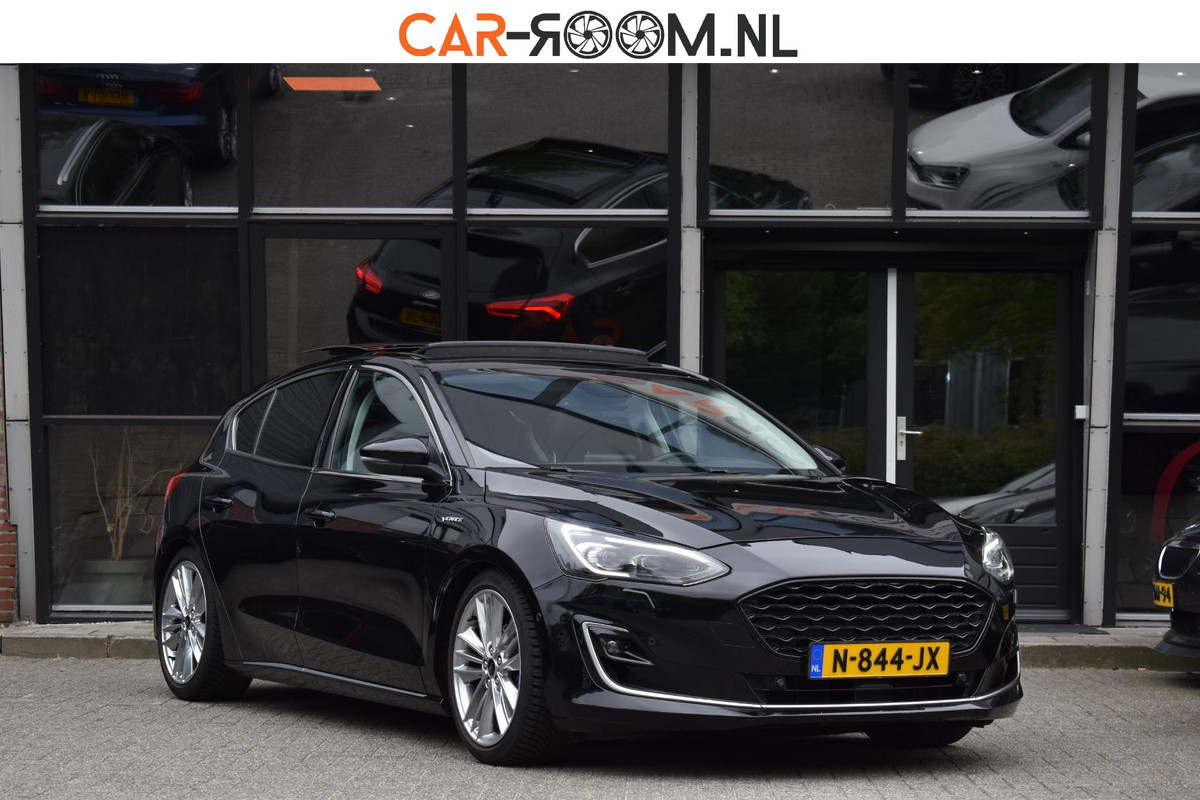 Ford Focus 1.5 EcoBoost ST Line Business Vignale Pano HUD Lane Stuurvw. Camera Ford Focus 1.5 EcoBoost ST Line Business Vignale Pano HUD Lane Stuurvw. Camera