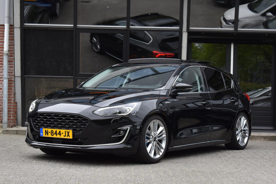 Ford Focus 1.5 EcoBoost ST Line Business Vignale Pano HUD Lane Stuurvw. Camera