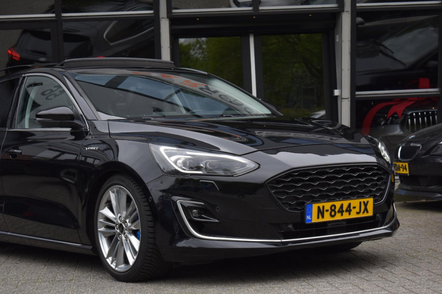 Ford Focus 1.5 EcoBoost ST Line Business Vignale Pano HUD Lane Stuurvw. Camera