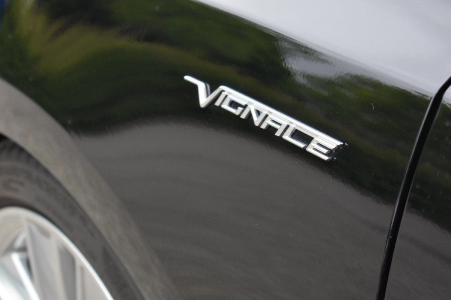 Ford Focus 1.5 EcoBoost ST Line Business Vignale Pano HUD Lane Stuurvw. Camera