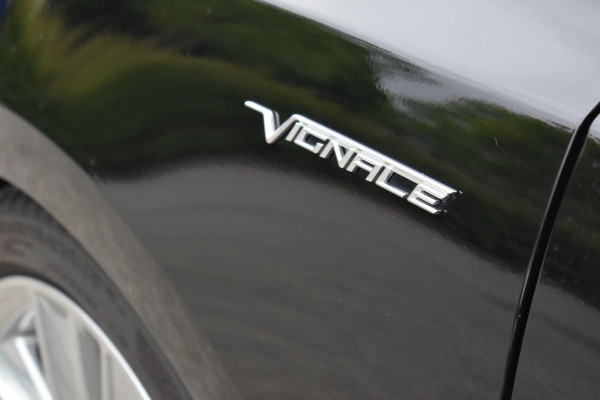 Ford Focus 1.5 EcoBoost ST Line Business Vignale Pano HUD Lane Stuurvw. Camera
