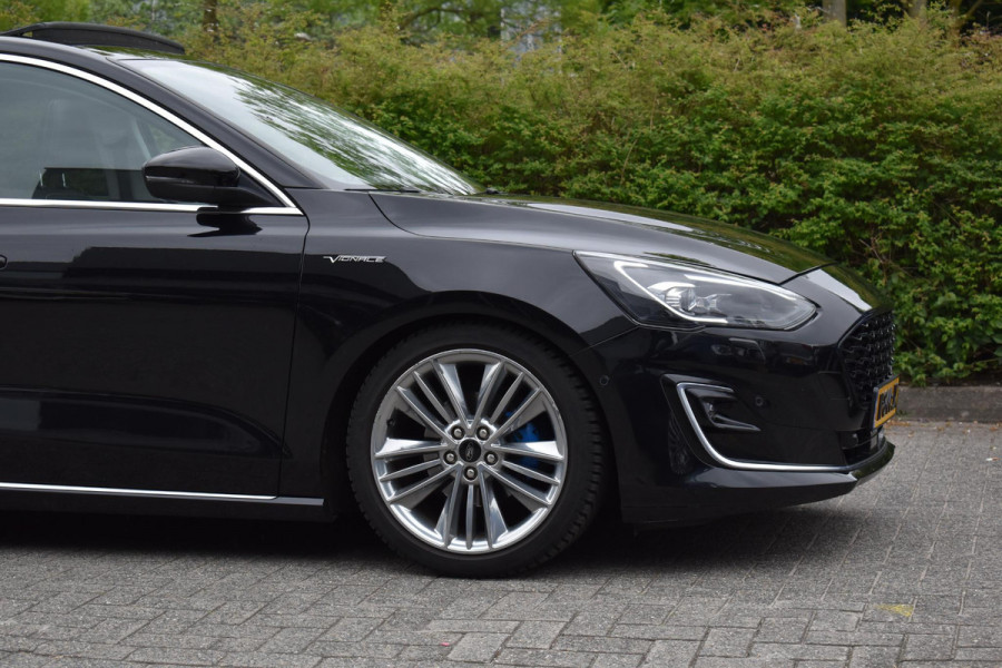 Ford Focus 1.5 EcoBoost ST Line Business Vignale Pano HUD Lane Stuurvw. Camera