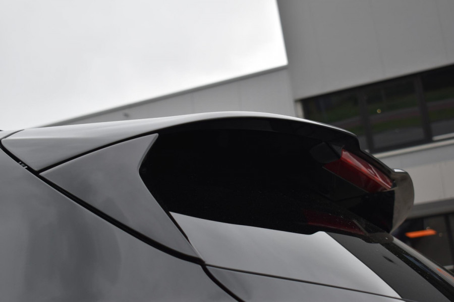 Ford Focus 1.5 EcoBoost ST Line Business Vignale Pano HUD Lane Stuurvw. Camera