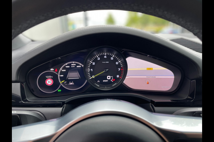 Porsche Cayenne 3.0 E-Hybrid / Panorama