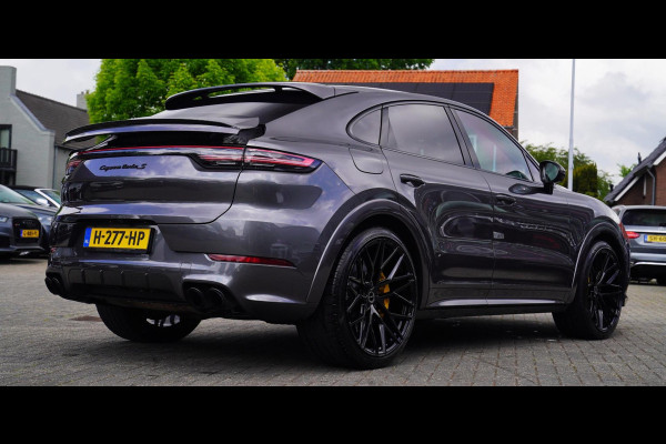 Porsche Cayenne Coupé 4.0 Turbo S E-Hybrid | TECHART | BRIXTON 23'' | Keramisch | TurboGT | 685PK | Burmester | Dealer onderhouden