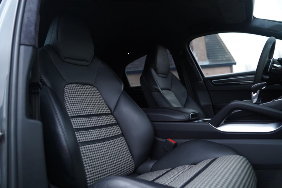 Porsche Cayenne Coupé 4.0 Turbo S E-Hybrid | TECHART | BRIXTON 23'' | Keramisch | TurboGT | 685PK | Burmester | Dealer onderhouden