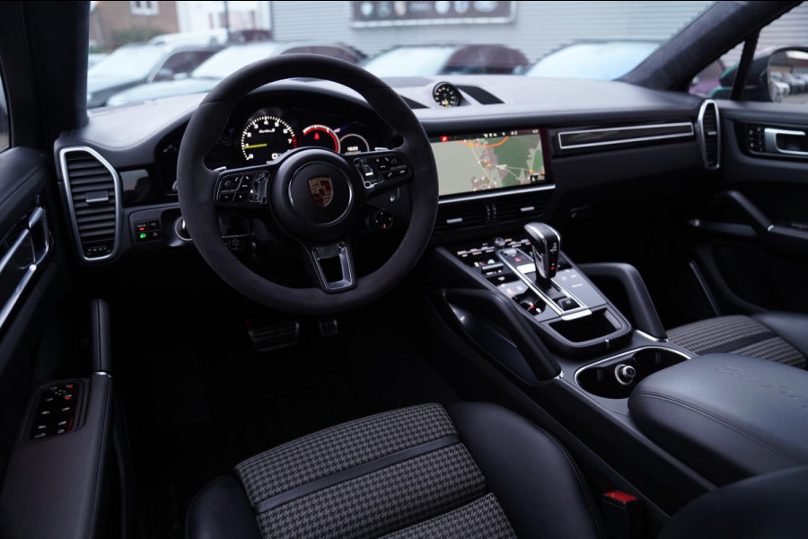 Porsche Cayenne Coupé 4.0 Turbo S E-Hybrid | TECHART | BRIXTON 23'' | Keramisch | TurboGT | 685PK | Burmester | Dealer onderhouden