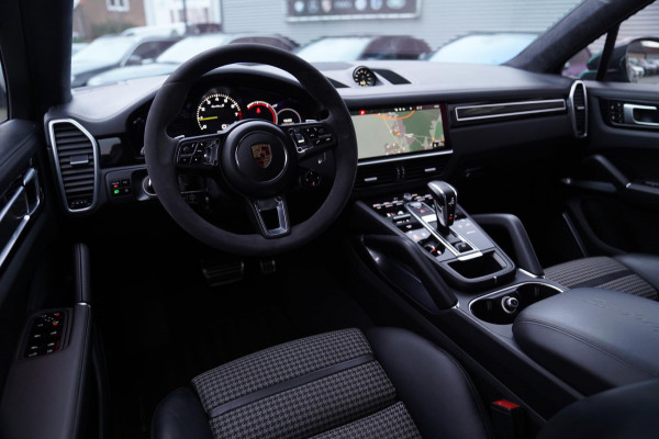 Porsche Cayenne Coupé 4.0 Turbo S E-Hybrid | TECHART | BRIXTON 23'' | Keramisch | TurboGT | 685PK | Burmester | Dealer onderhouden