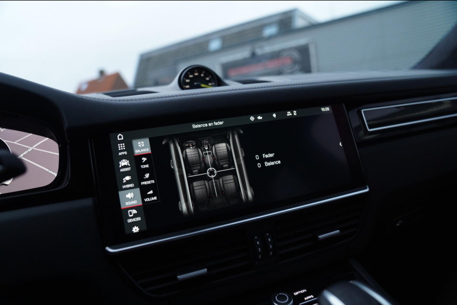 Porsche Cayenne Coupé 4.0 Turbo S E-Hybrid | TECHART | BRIXTON 23'' | Keramisch | TurboGT | 685PK | Burmester | Dealer onderhouden